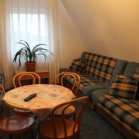 Nasz Dom Rum i privatbostad *